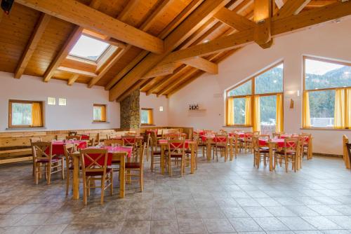 Restaurace v ubytování Hotel San Carlo, tra Bormio e Livigno
