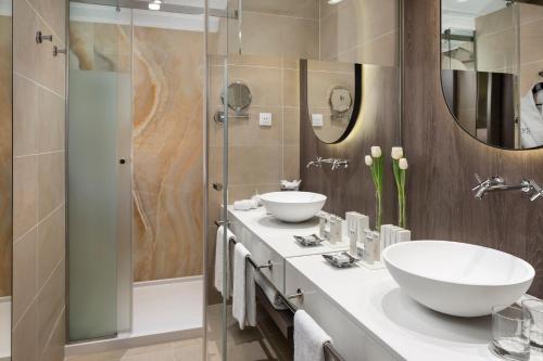 Salle de bains dans l'établissement Melia Castilla