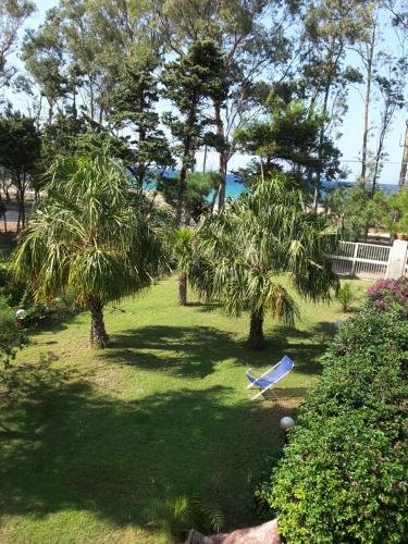 Κήπος έξω από το Villa Calipso