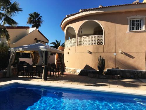 Villa Isla Lanzarote - Ciudad Quesada - Alicante, Ciudad ...