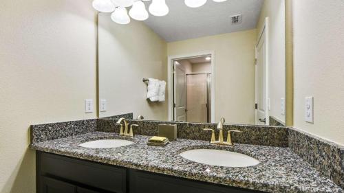 Regal Splendor Villa - 4 bed at ChampionsGate photo 24