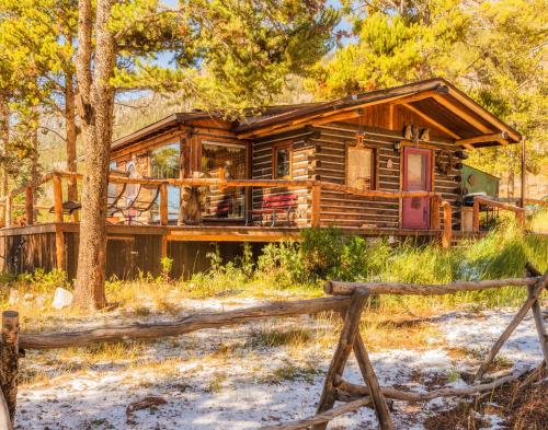 Buckeye's Cabin – Photos 3