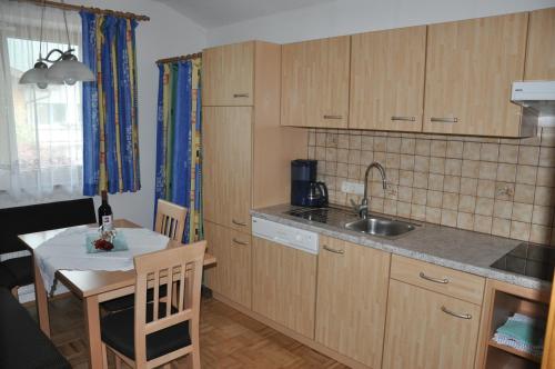 Virtuvė arba virtuvėlė apgyvendinimo įstaigoje Appartement Popelka