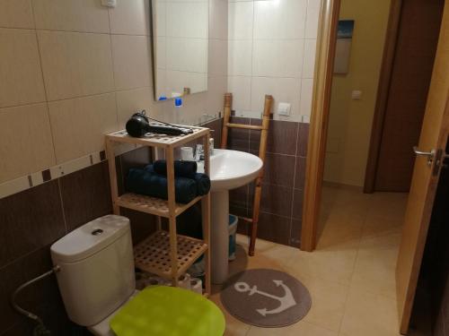 A bathroom at Vida Cotillo - No Stress Holidays