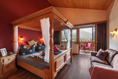 Posedenie v ubytovaní Hotel zum Urviech -Erwachsenenhotel-