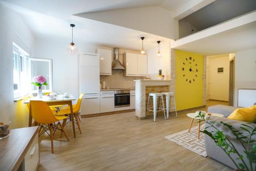 Köök või kööginurk majutusasutuses Apartments Aurora