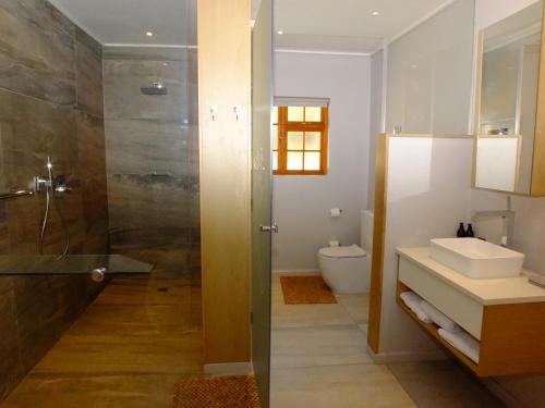 Ένα μπάνιο στο Lauradale Accommodation