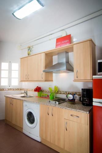 Holidays2Malaga Marques de Villafiel Cozy downtown apartment