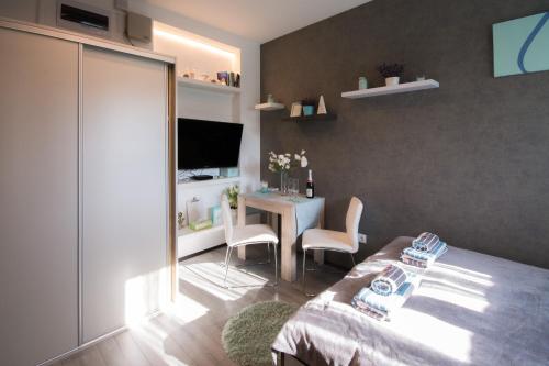 Petra's Tranquil Nest in Downtown Budapest 1073 Budapest, Kertész utca 42-44 kép - 3