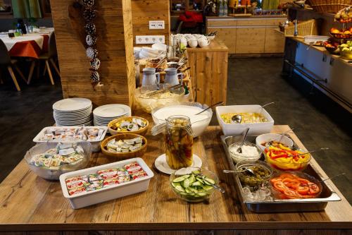 Jídlo v penzionu nebo okolí