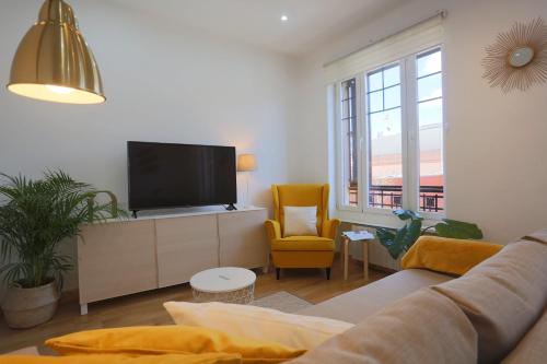 Atocha Art Apartment
