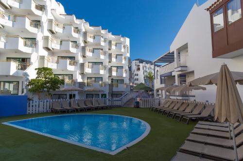 Playaolid Suites & Apartments