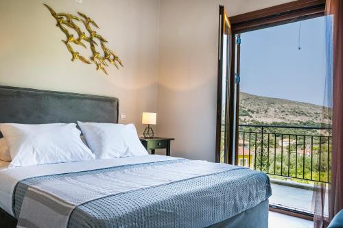 Кровать или кровати в номере Cephalonian Countryside Villa