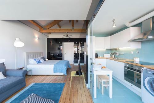 Fontaínhas Stylish Apartment by DA'HOME