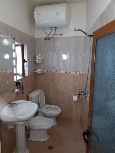 Gallery image of Romeo's Guest House in Berat