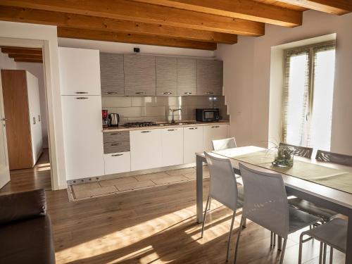 Kuchyň nebo kuchyňský kout v ubytování Casa Rustica - Appartamenti Pilati