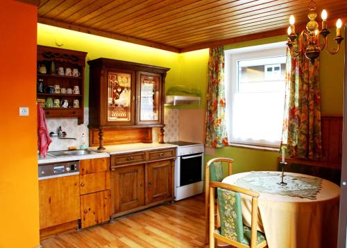 Kuchyň nebo kuchyňský kout v ubytování Apartment "Gustav Klimt"