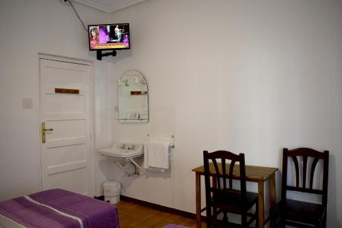 Imagen de la galería de HOSTAL OVIEDO, en León