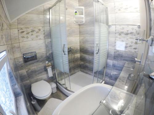 Kúpeľňa v ubytovaní Guest House Toic