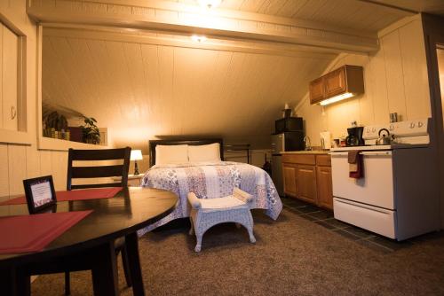 Dapur atau dapur kecil di Timber Ridge Lodge Ouray
