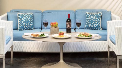 Mosaic Hotel Beverly Hills Image