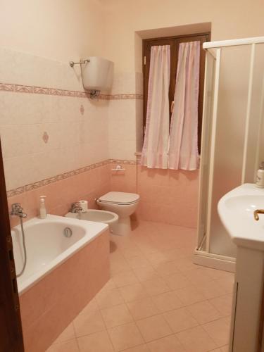 Ванная комната в Via del Fusato 13 Casa Carla