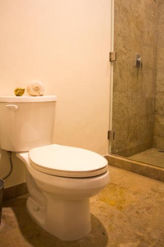 Bilik mandi di Luma B&B Boutique