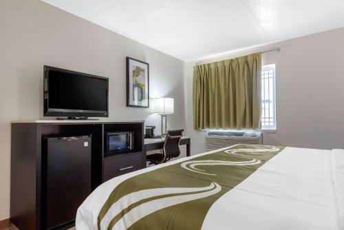 Легло или легла в стая в Quality Inn Coraopolis