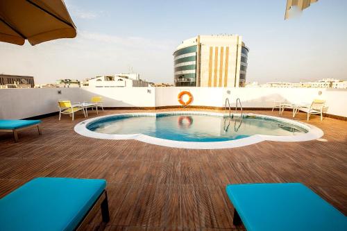 Bazén v ubytování Al Sarab Hotel nebo v jeho okolí