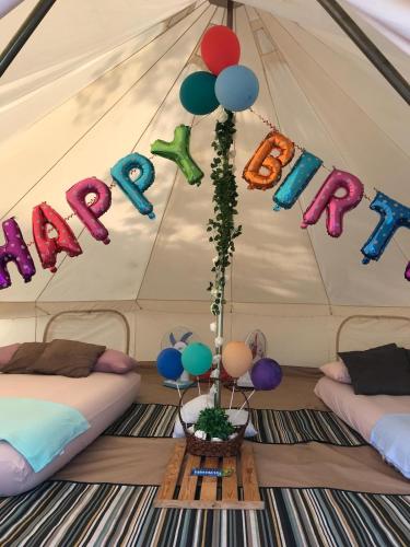 Φωτογραφία από το άλμπουμ του Glamping Kaki - Medium Bell Tent στη Σιγκαπούρη