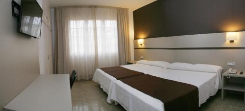 Hotel La Carolina, Lloret de Mar – Updated 2022 Prices