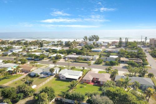 Cocoa Beach Bungalow – Photos 3