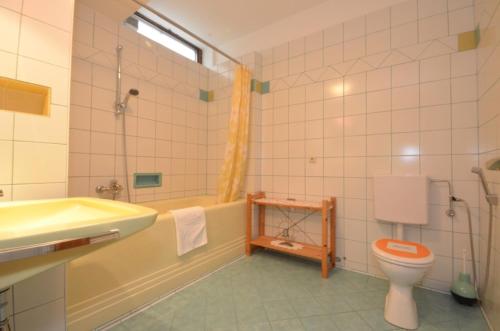Kúpeľňa v ubytovaní Gartenapartment