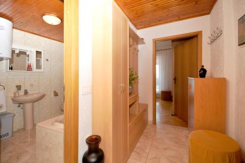 Koupelna v ubytování Apartman Elena