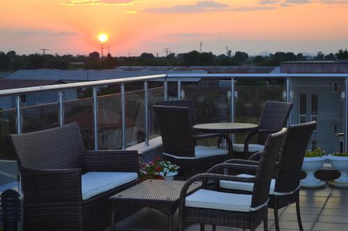 Balkón nebo terasa v ubytování Alexander Hotel