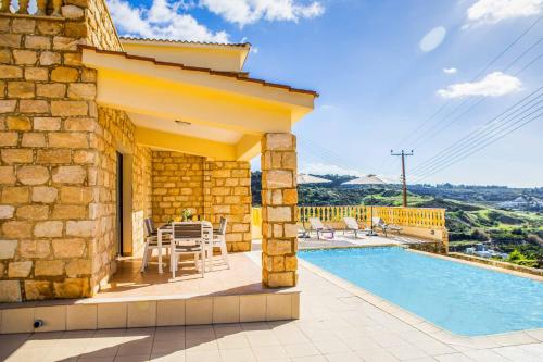 Gallery image of Aqua View in Kissonerga