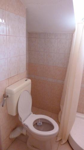 Ένα μπάνιο στο Fener Guest House