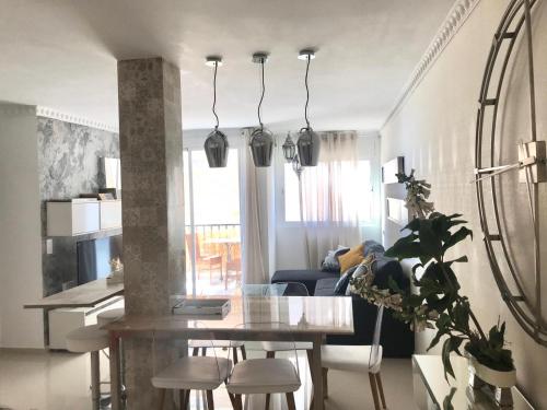 Infostays María Zambrano