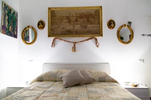 Gallery image of First House Posillipo in Naples