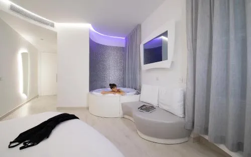 AHD Rooms photo 11