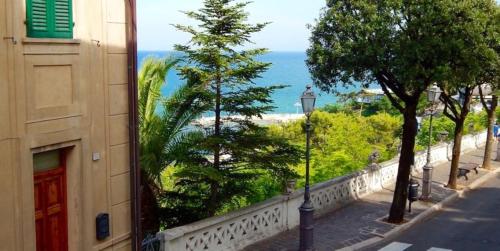 N158 - Numana, cielo-terra vista mare a 150mt dal mare