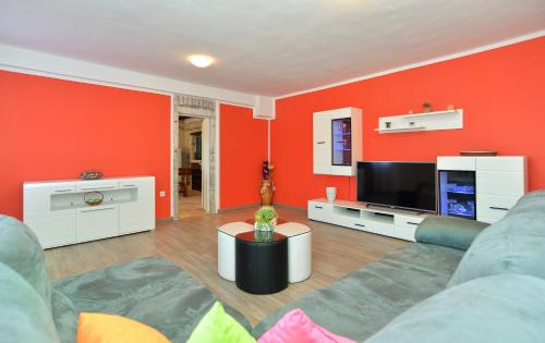 Apartment Mrgani 1814