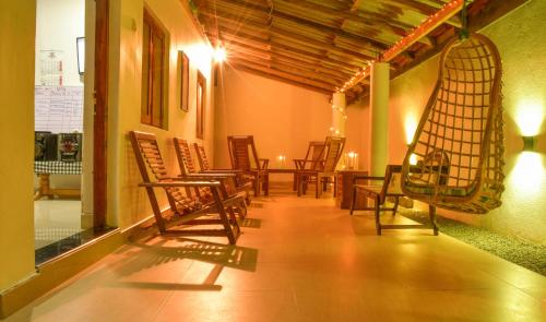 Khu vực ghế ngồi tại Golden Pearl Private Villa Tangalle