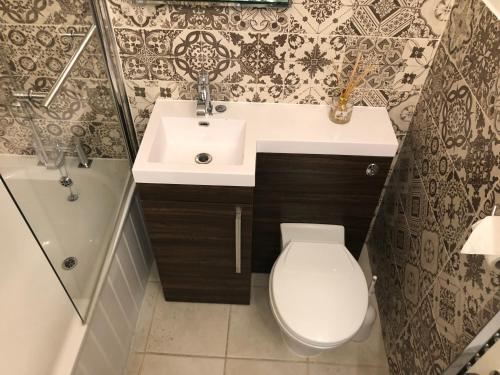 Hotel Wroxhamにあるバスルーム