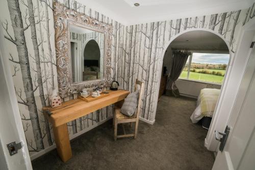 A bathroom at Stirk House Hotel 