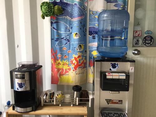 Dapur atau dapur kecil di HOT DIVING HOSTEL