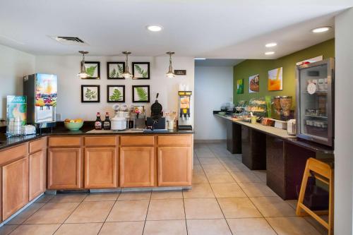 Køkken eller tekøkken på Quality Inn Grasonville near Kent Island