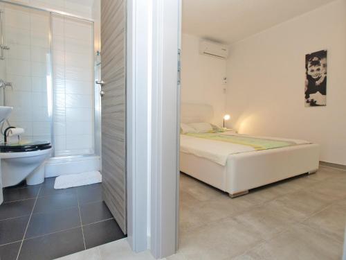 Apartment Anikica 1819