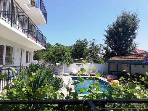 Gambar di galeri bagi Zen Hotel Varvara di Varvara