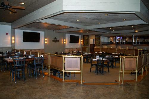 Εστιατόριο ή άλλο μέρος για φαγητό στο The Stables Inn & Suites